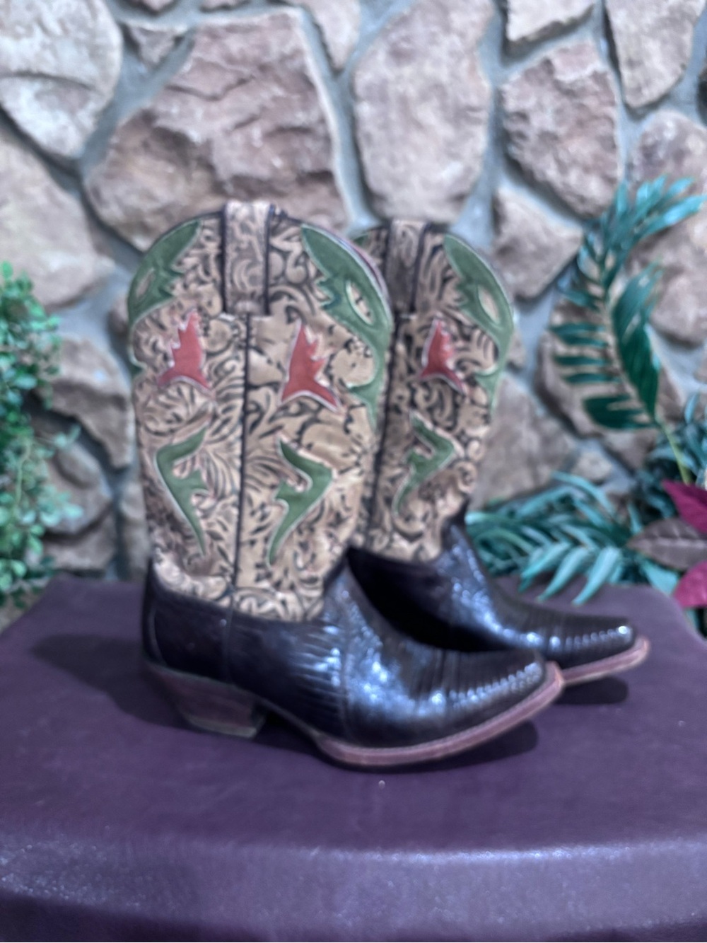 Frye Lily lizard boots